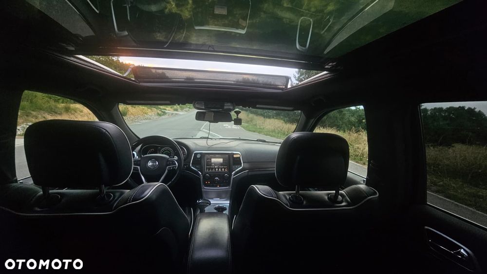 Jeep Grand Cherokee 5.7 V8 Overland - 12