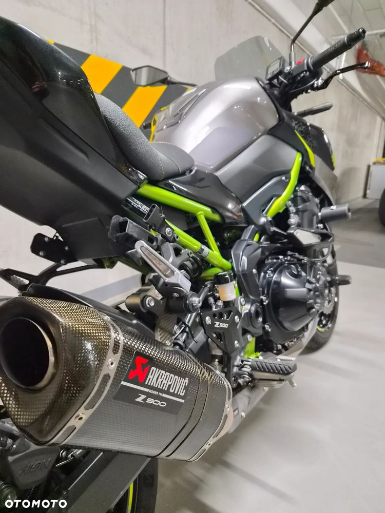 Kawasaki Z - 9