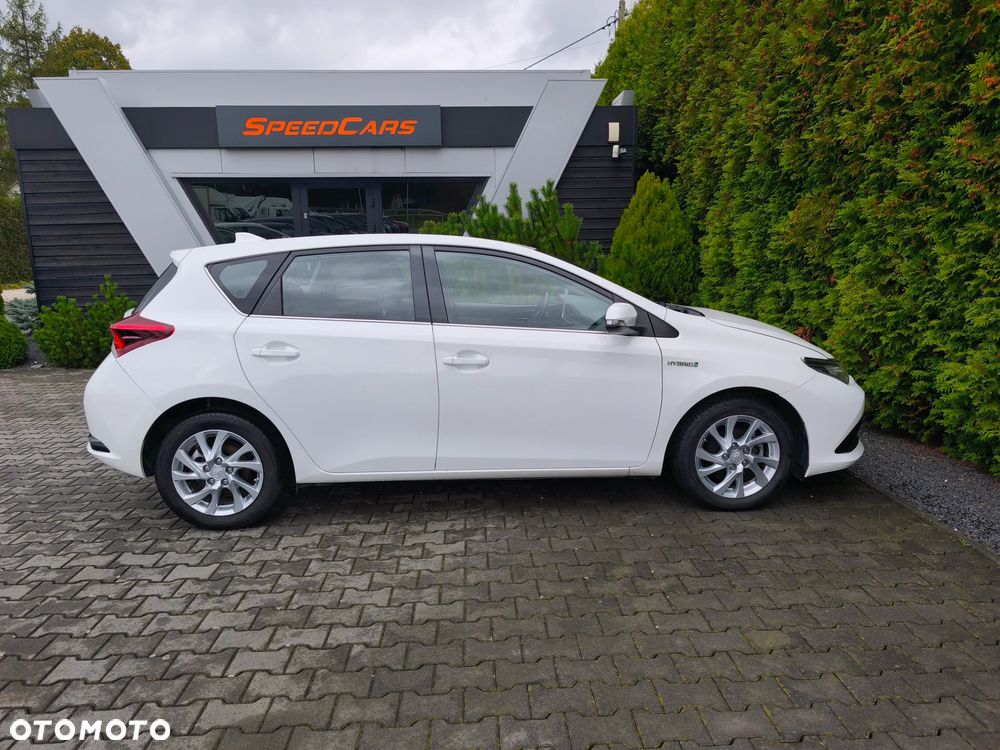 Toyota Auris - 6