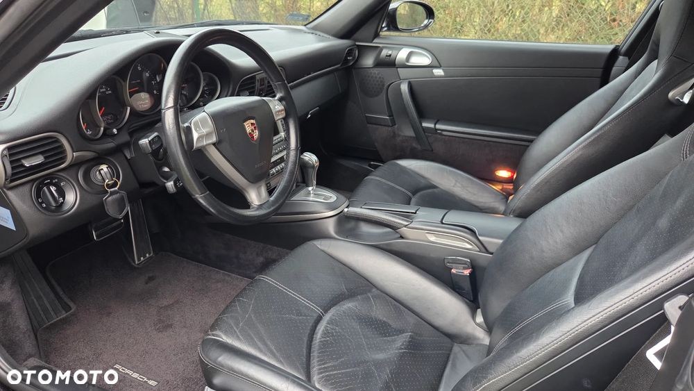 Porsche 911 Carrera Tiptronic S - 22