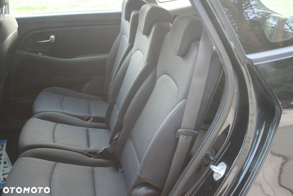 Kia Carens 1.7 CRDi XL 7os - 18