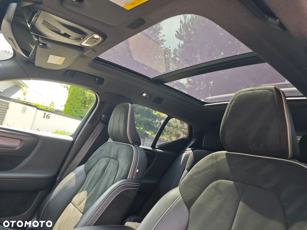 Volvo XC 40 T5 AWD Geartronic R-Design - 16