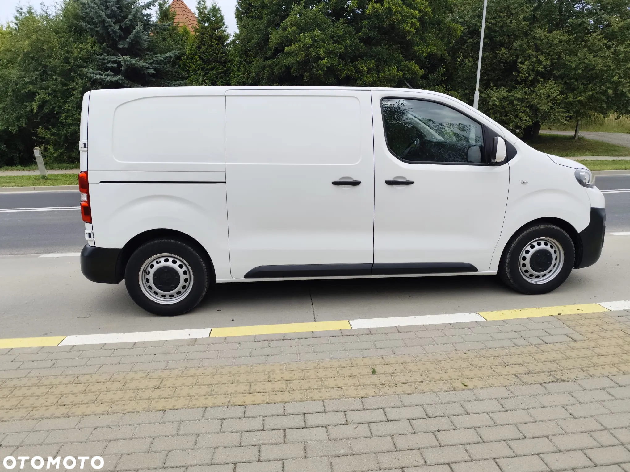 Peugeot EXPERT - 13