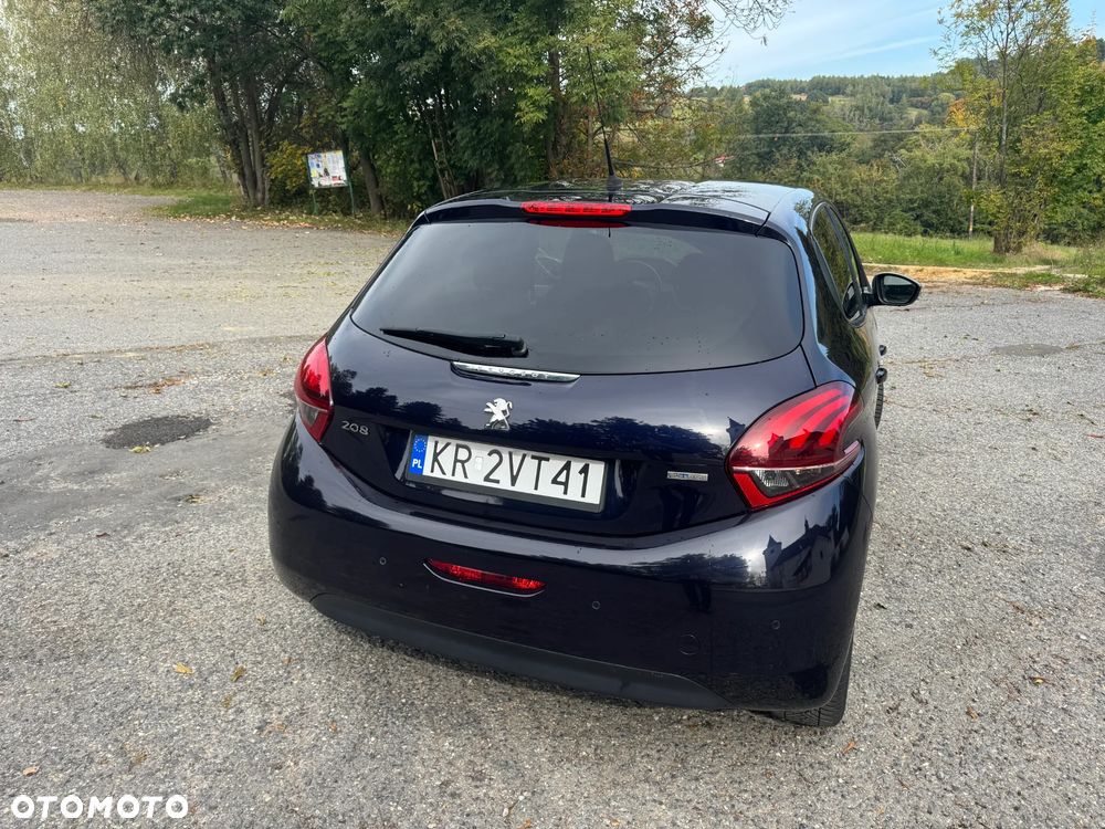 Peugeot 208 - 9