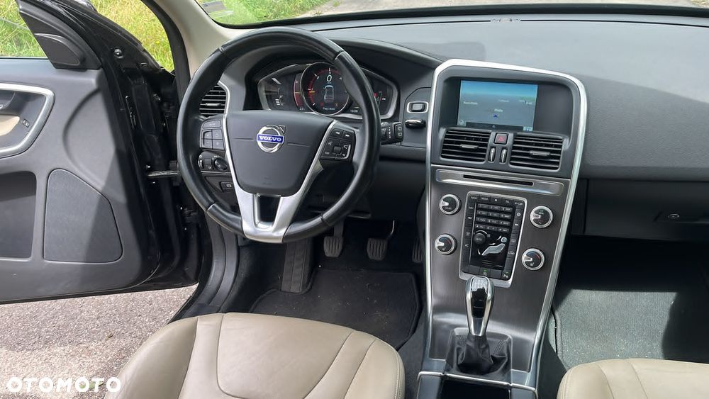 Volvo XC 60 - 16