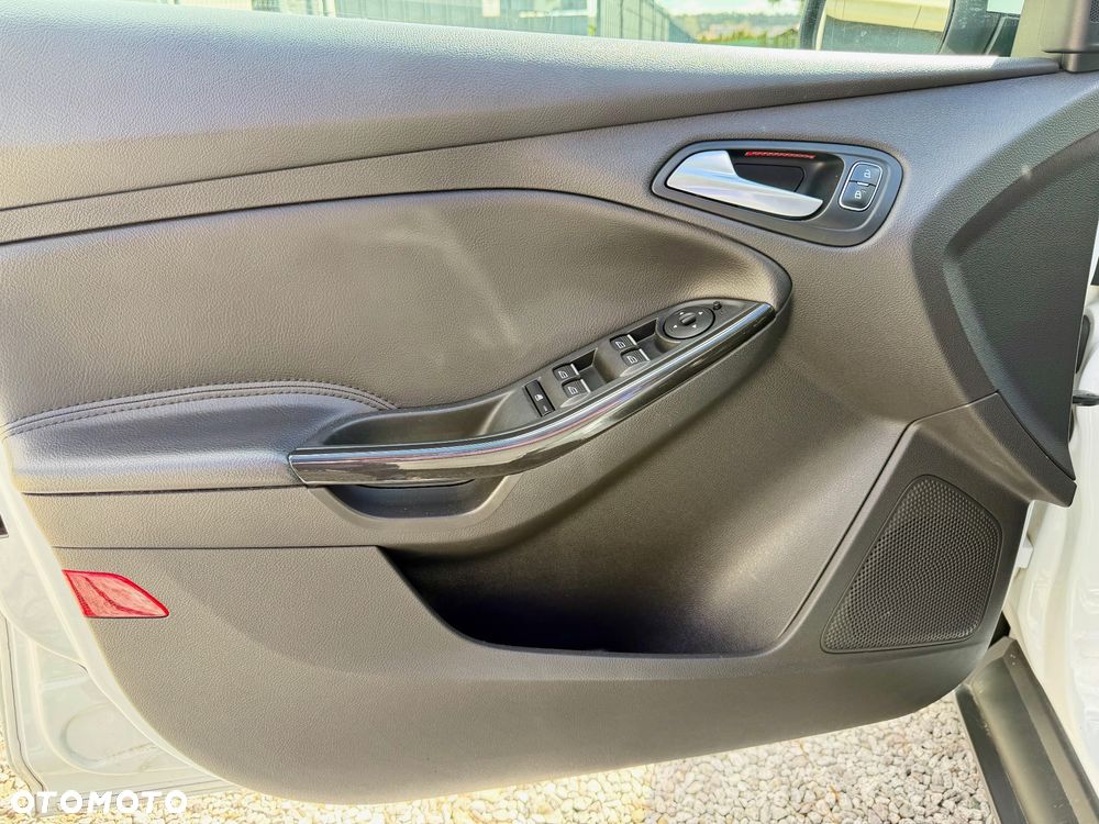 Ford Focus 2.0 TDCi Titanium ASS PowerShift - 12