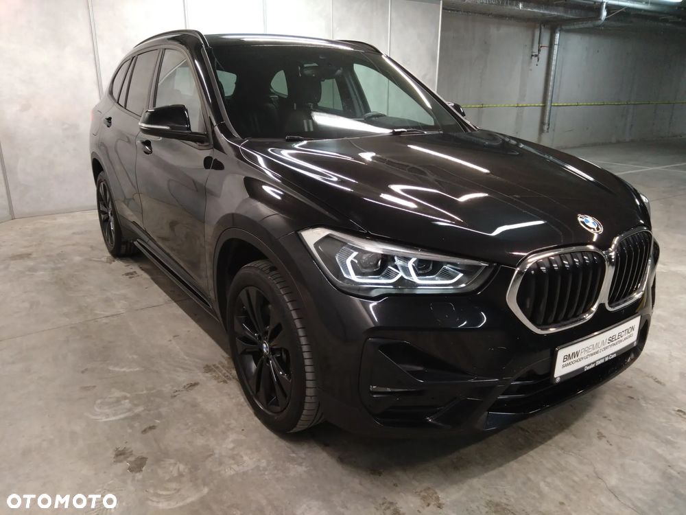 BMW X1 xDrive20i Sport Line - 8