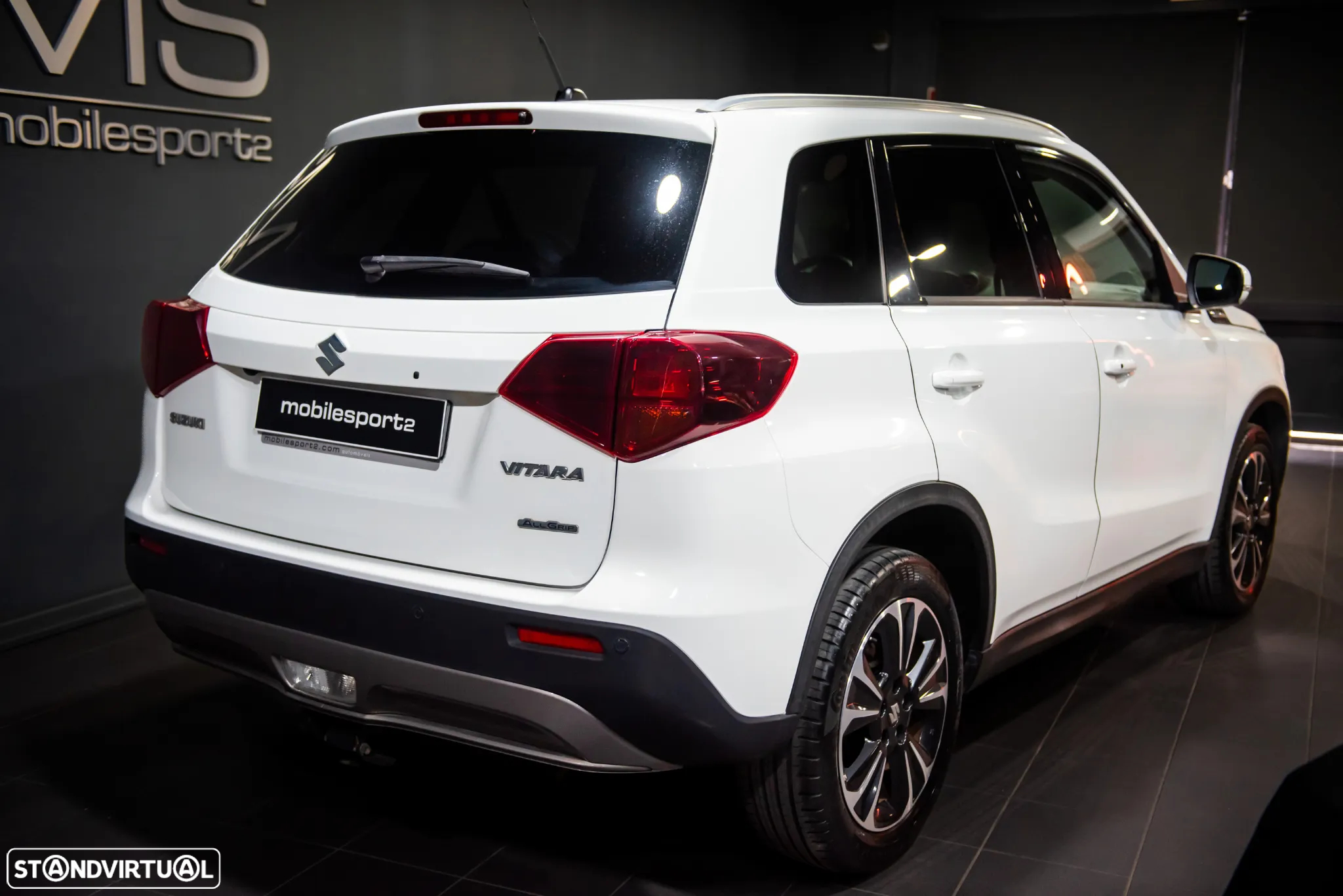 Suzuki Vitara 1.4T GLX 4WD AT - 11