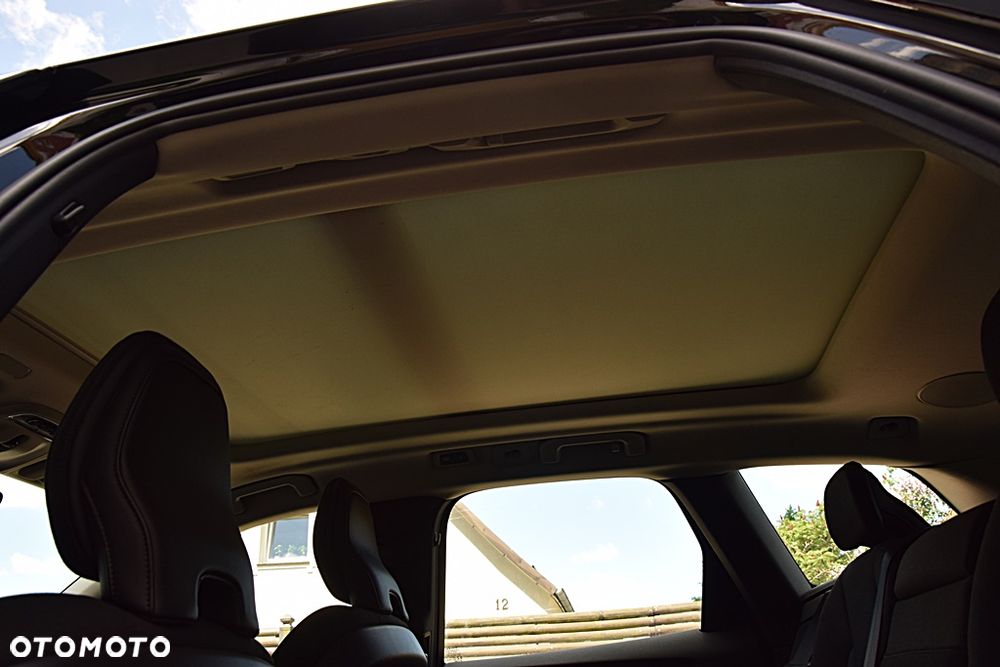 Volvo XC 60 B4 D AWD Geartronic Inscription - 31