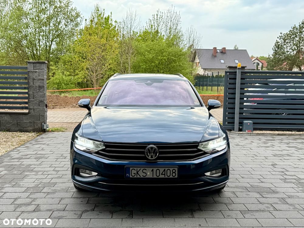 Volkswagen Passat 2.0 TDI SCR DSG Comfortline - 3