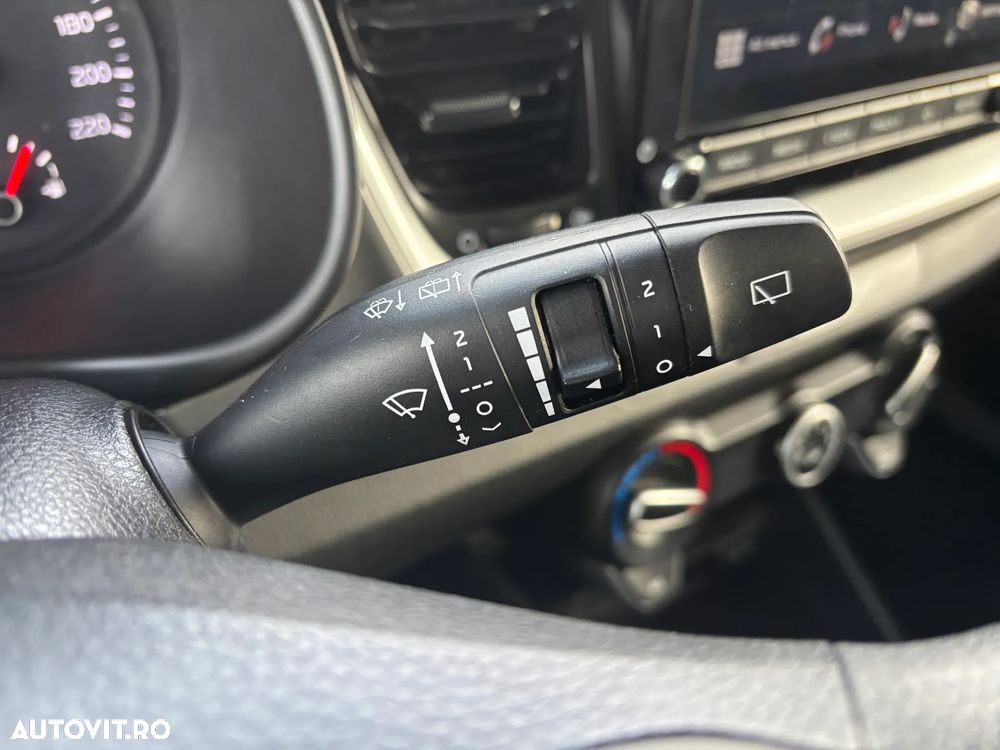 Kia Stonic 1.2 Spirit - 13