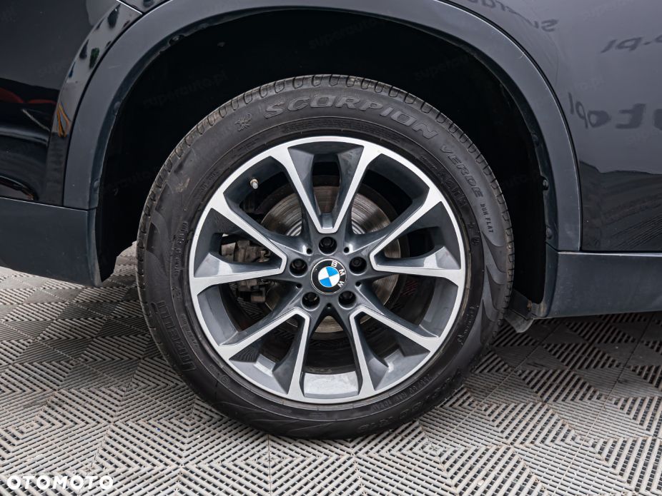 BMW X5 xDrive25d - 32