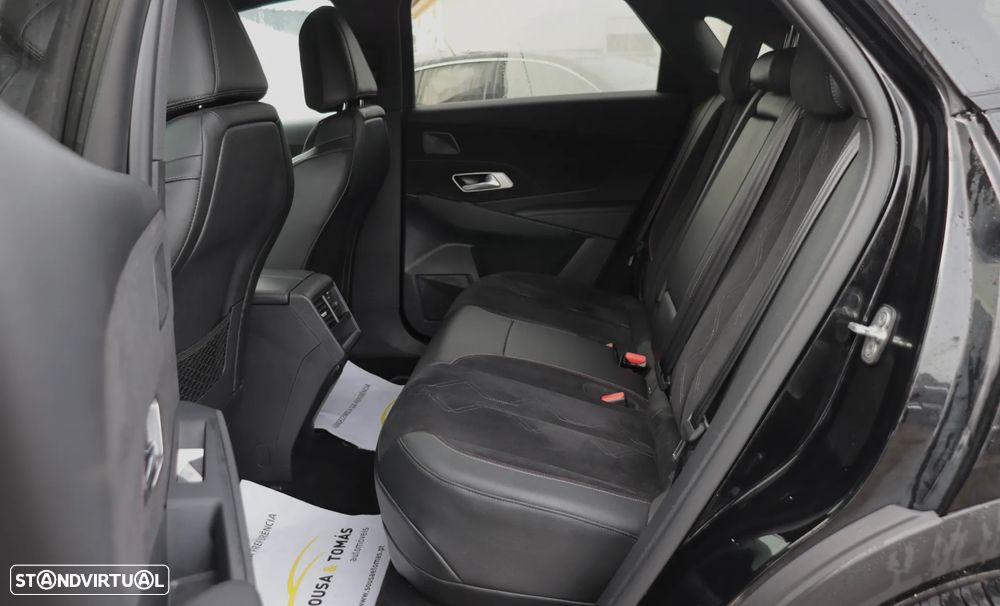 DS DS7 E-Tense Performance Line EAT8 - 17