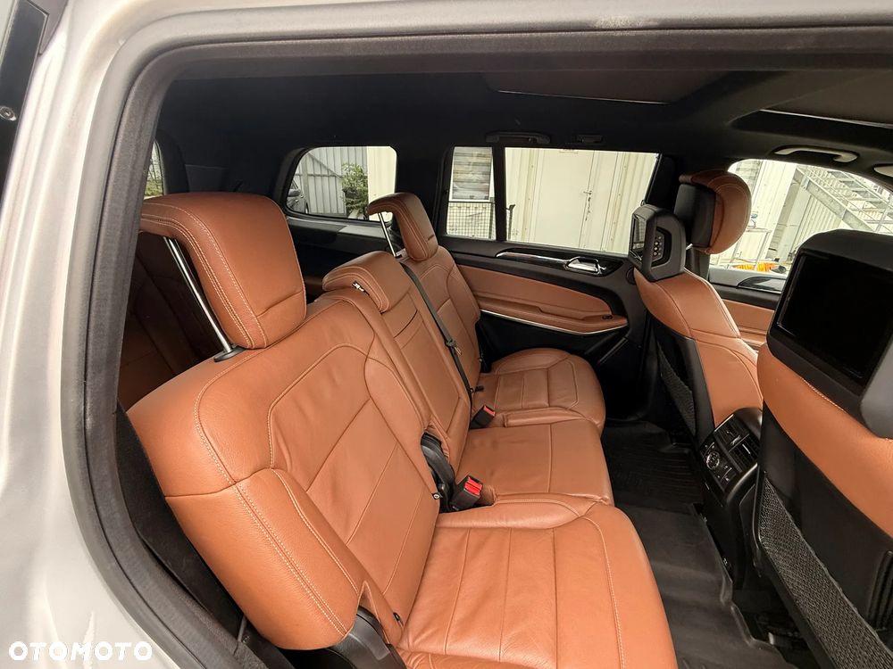 Mercedes-Benz GLS - 8