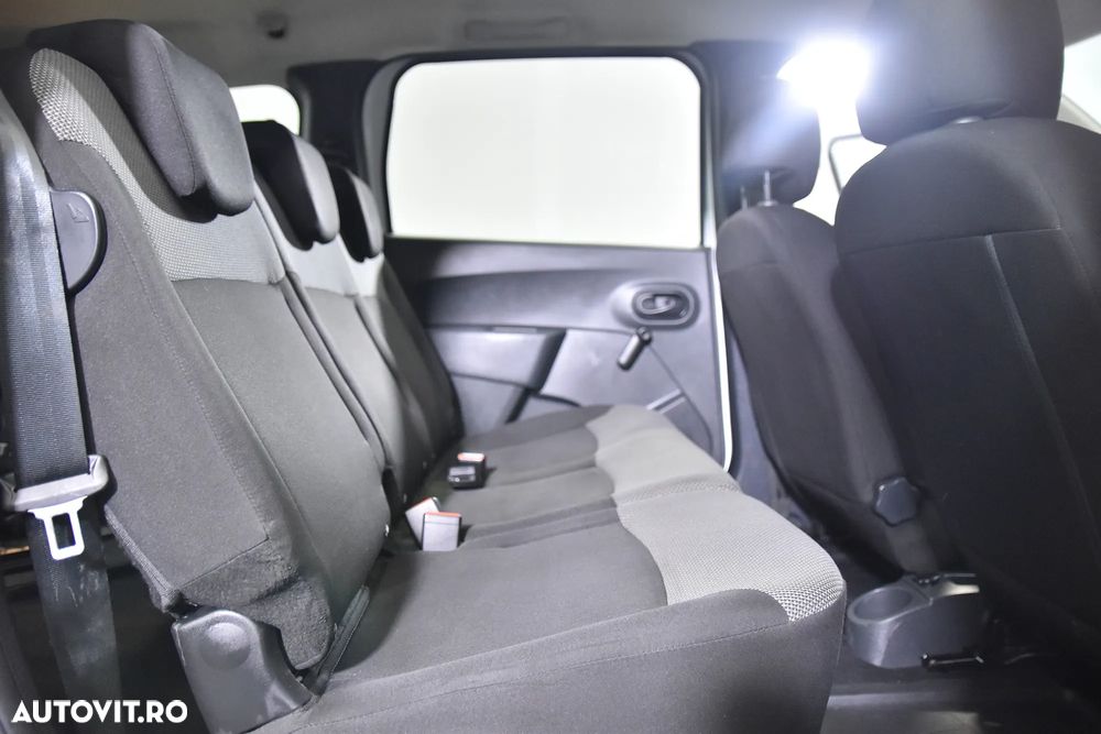 Dacia Lodgy - 12
