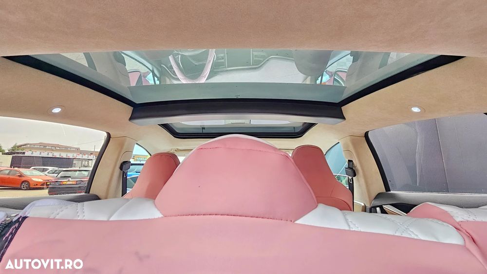 Tesla Model S Performance - 14
