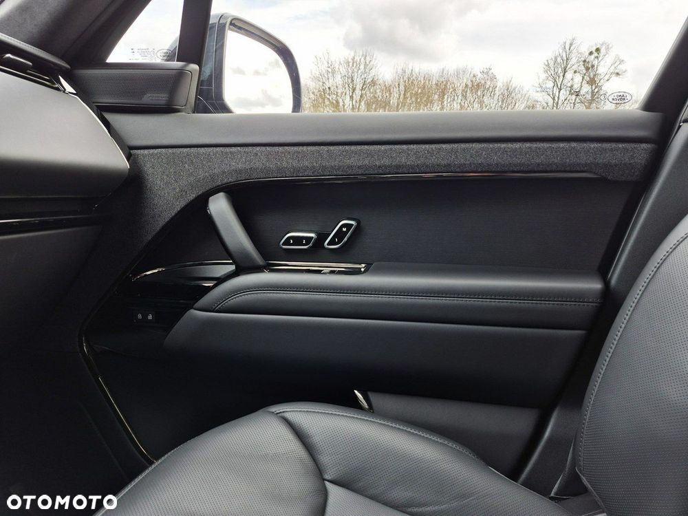 Land Rover Range Rover Sport - 35