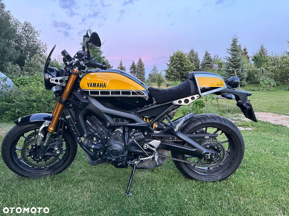 Yamaha XSR - 6