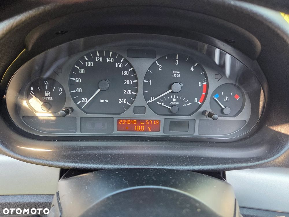 BMW Seria 3 320d DPF Edition Fleet - 10