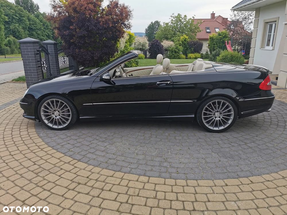 Mercedes-Benz CLK - 4