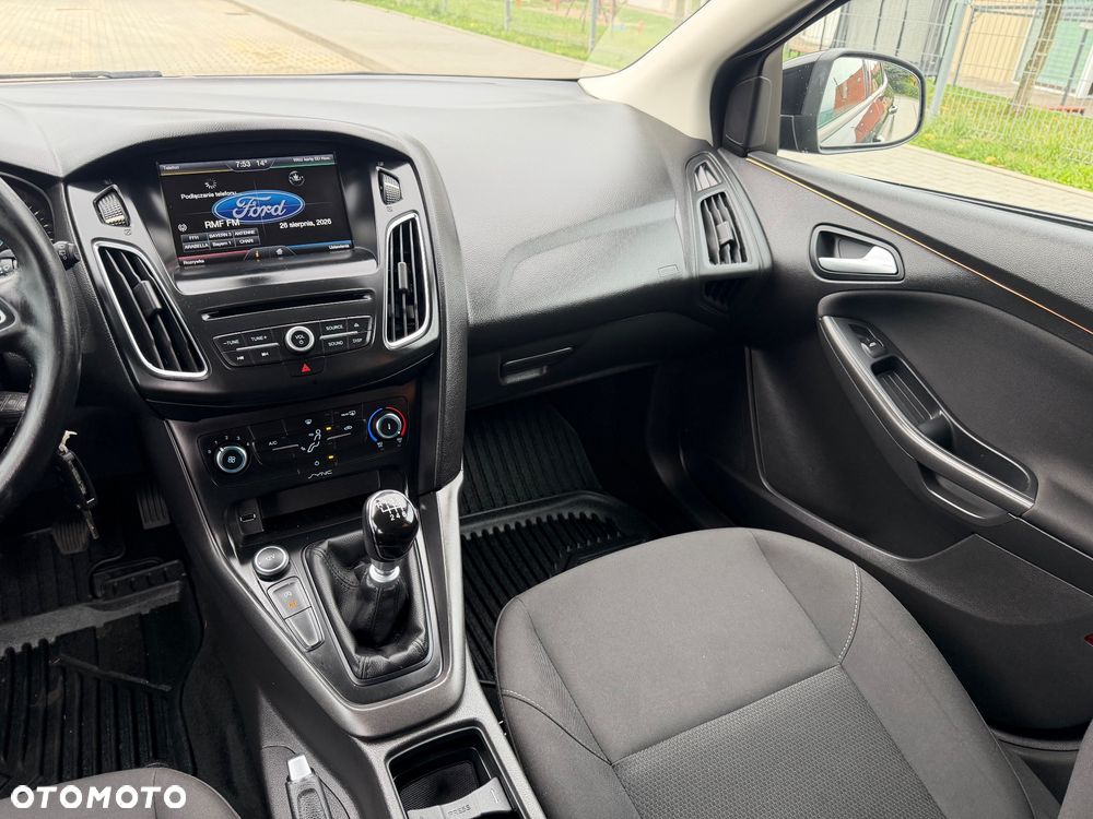 Ford Focus - 20