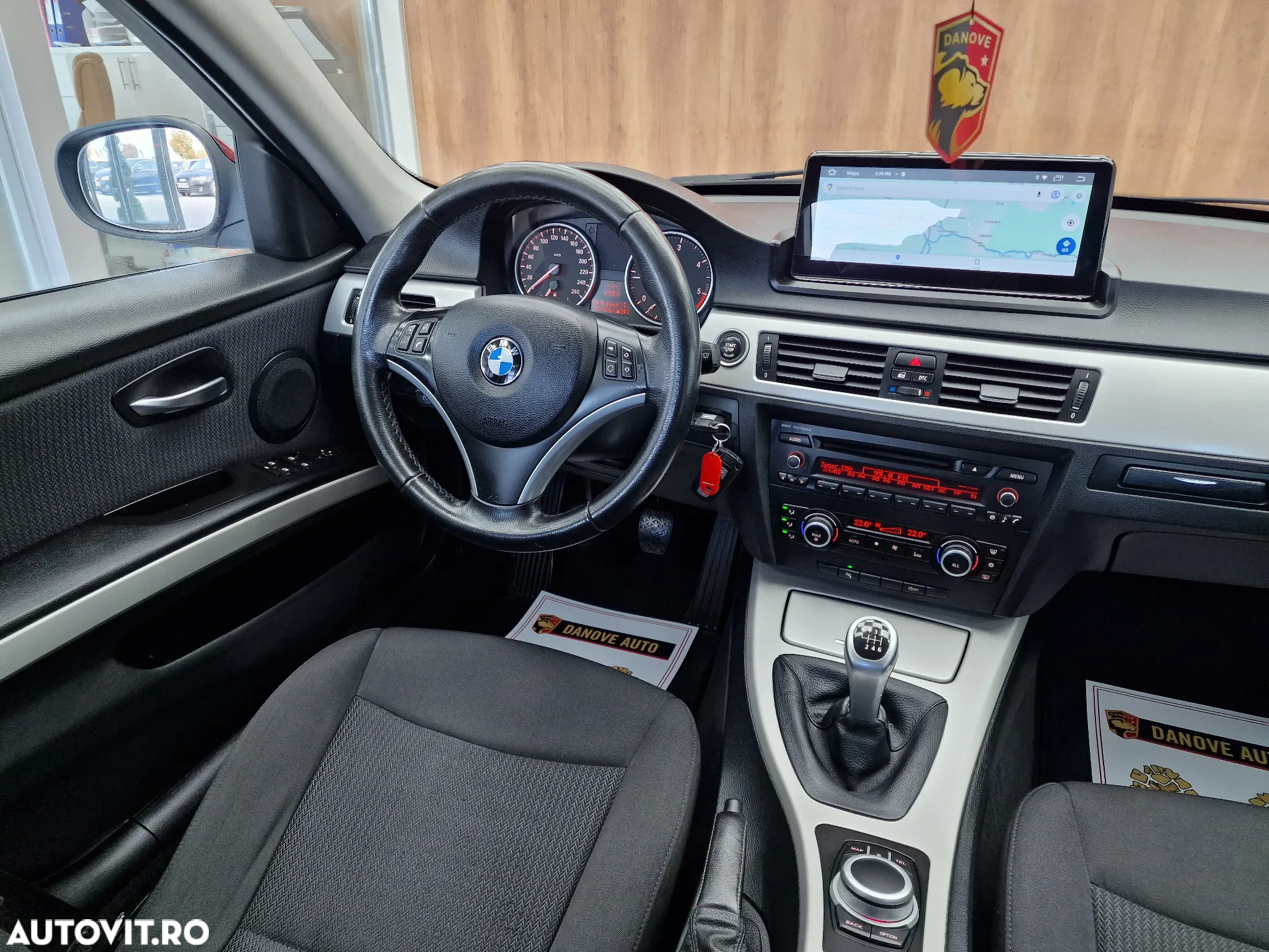 BMW Seria 3 318d - 17