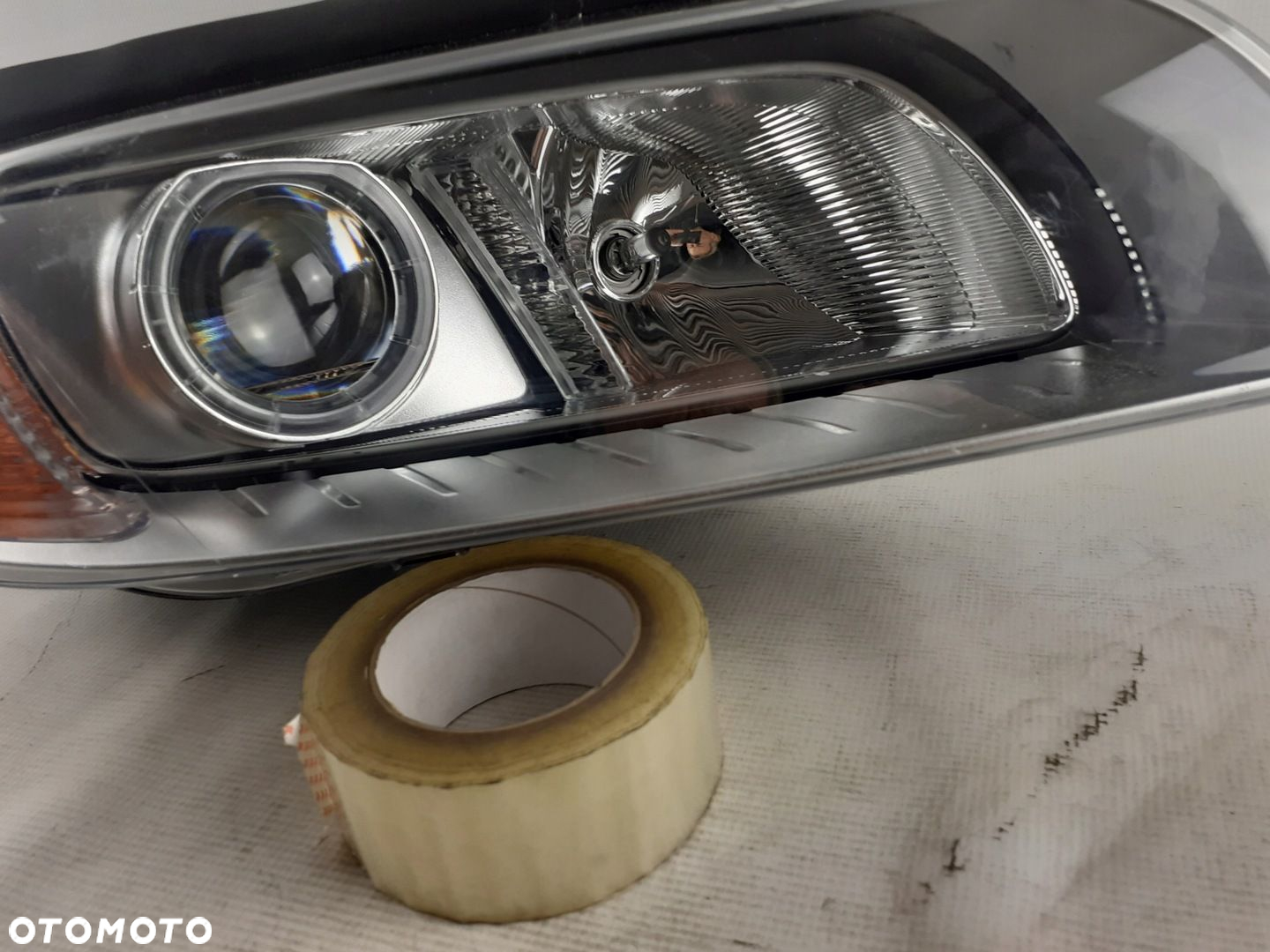 Lampa prawa przód Volvo V70 -xenon 07-16 rok - 4