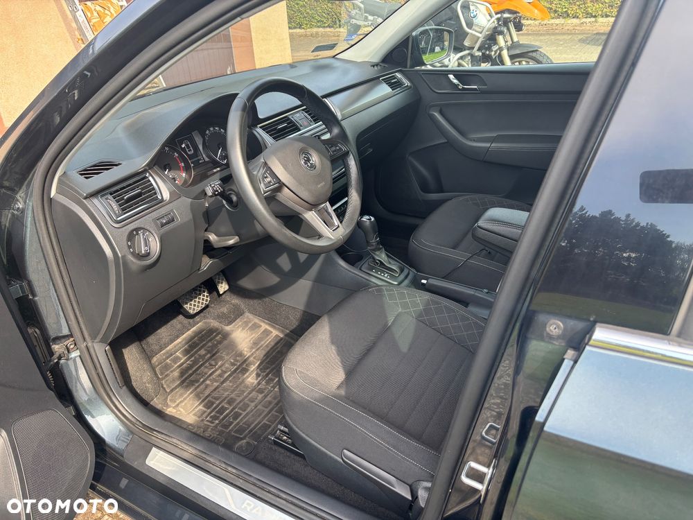 Skoda RAPID 1.2 TSI Style DSG - 7