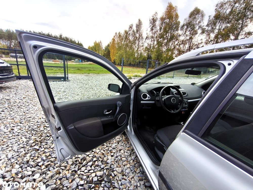 Renault Clio 1.2 TCE Authentique - 17
