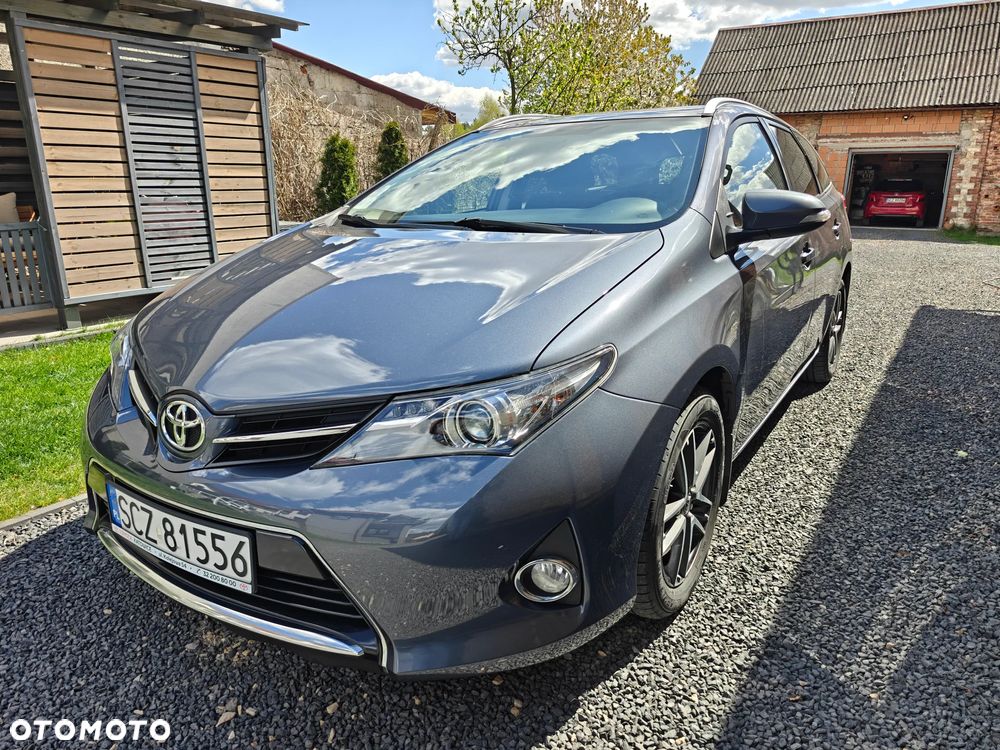 Toyota Auris 1.4 D-4D Premium Comfort - 37