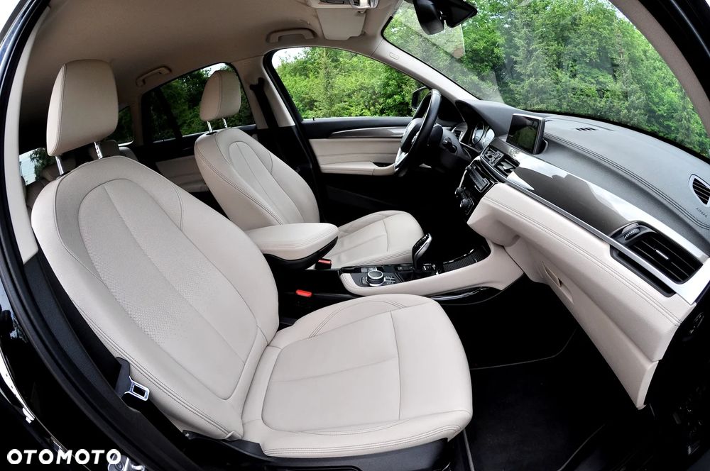 BMW X1 xDrive20d xLine sport - 23