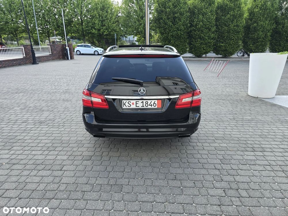 Mercedes-Benz Klasa E 350 CDI DPF 4Matic BlueEFFICIENCY 7G-TRONIC Avantgarde - 9