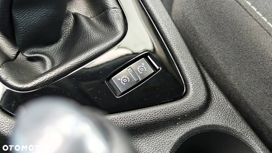 Renault Megane - 25