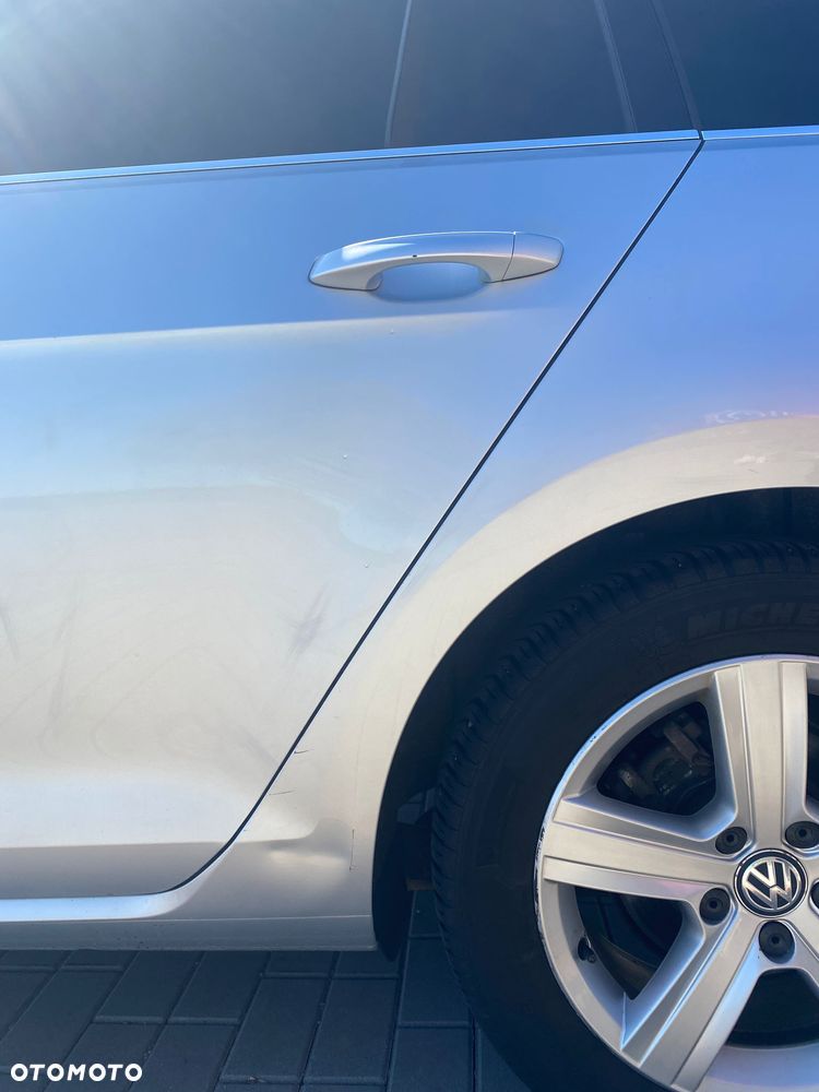 Volkswagen Golf 1.6 TDI BMT Highline - 28
