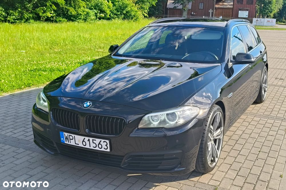 BMW Seria 5 520d xDrive Luxury Line - 1