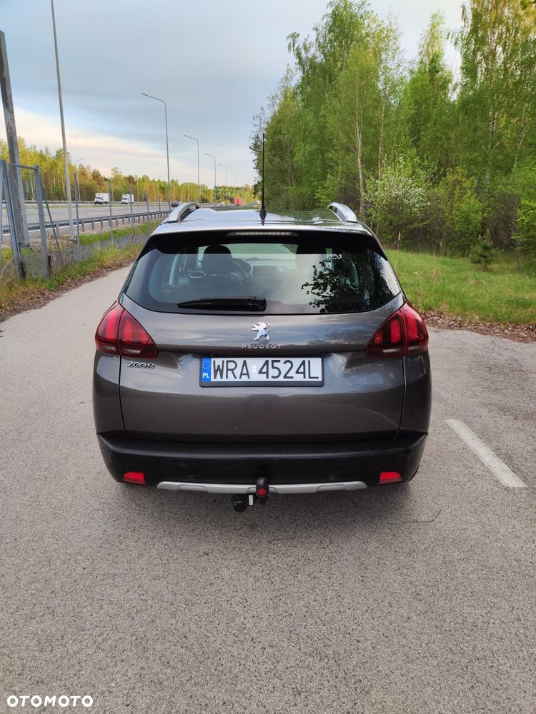 Peugeot 2008 1.6 BlueHDi Style - 5