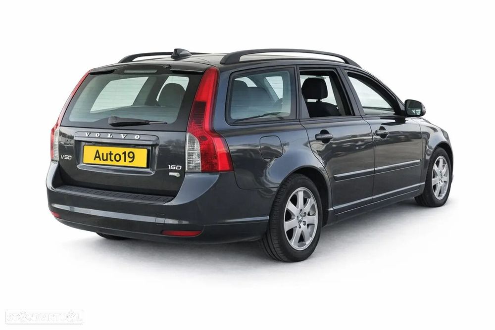Volvo V50 1.6 D Drive Momentum Start/Stop - 2