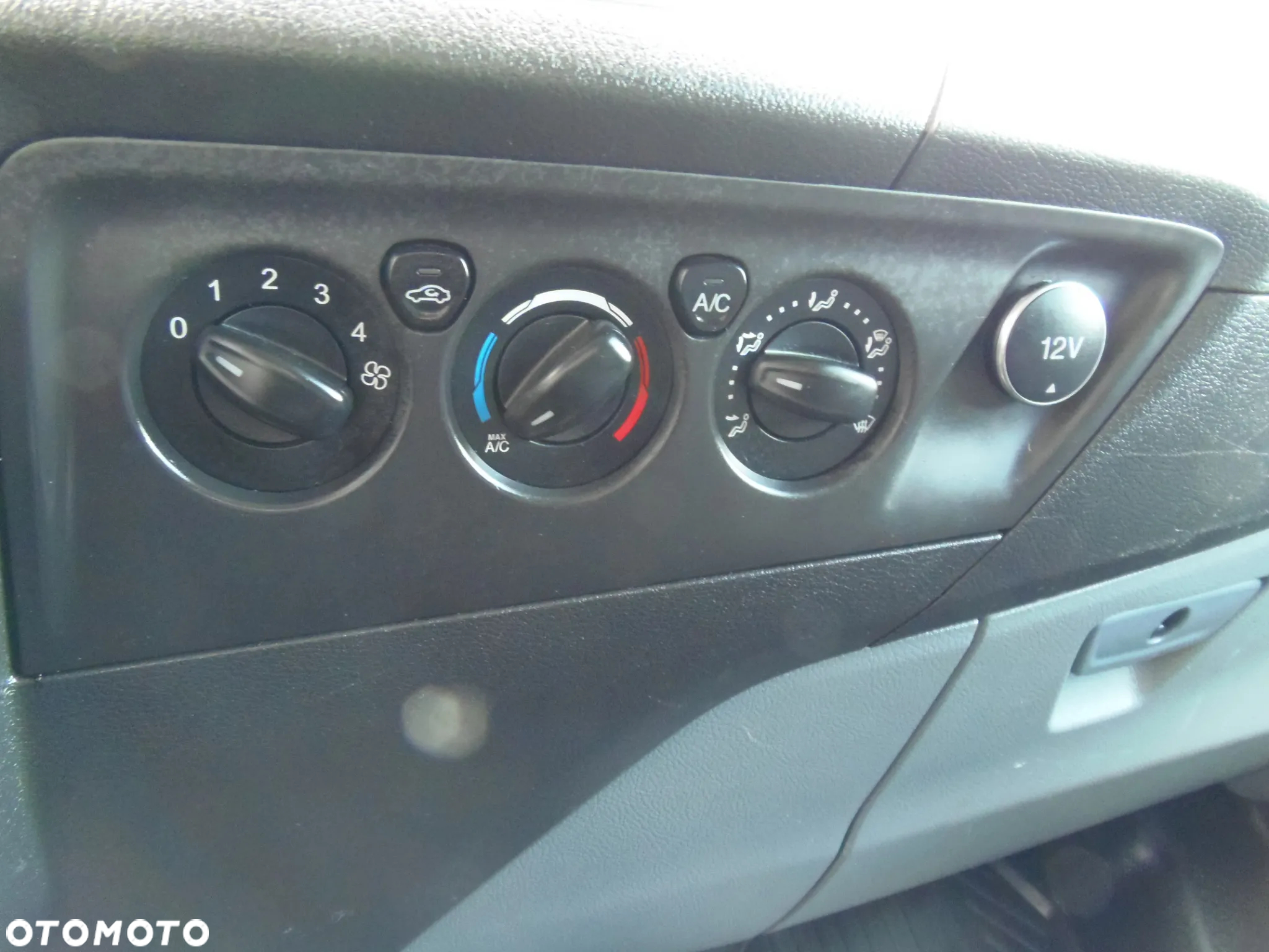 Ford Transit Custom - 34