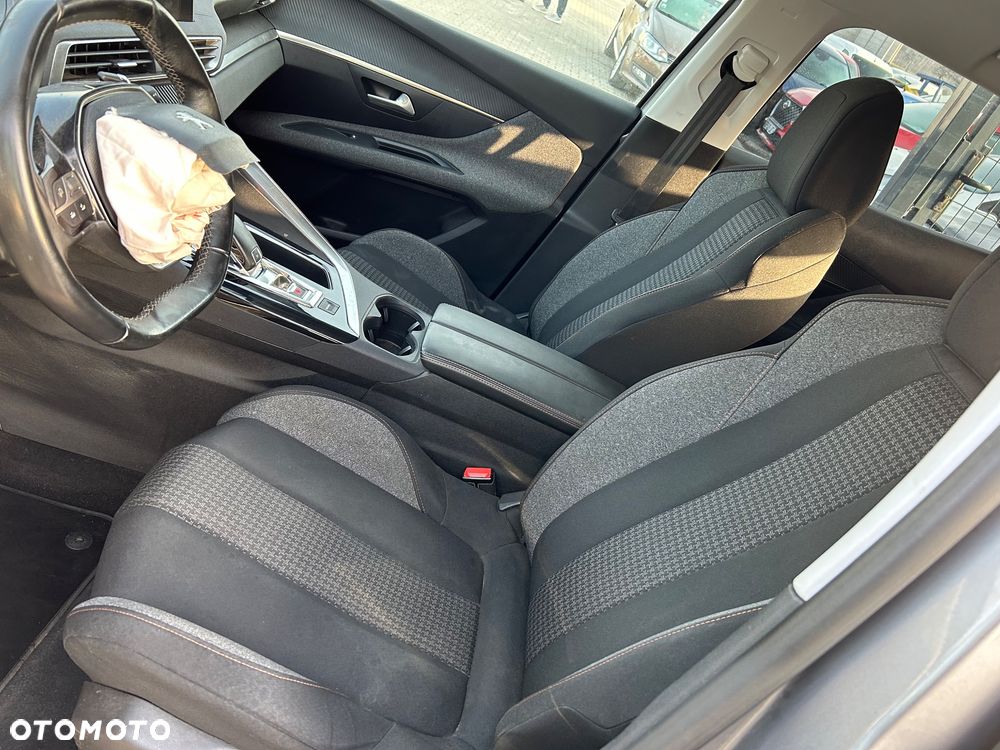 Peugeot 3008 - 14