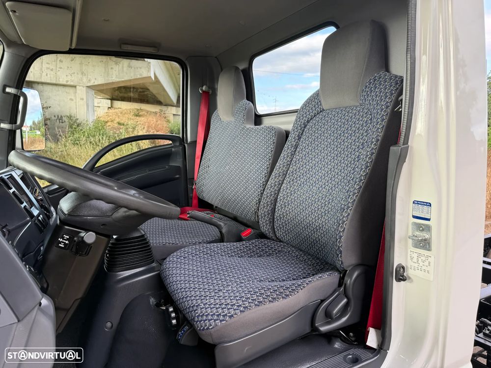 Isuzu NLR 3.0 35.150 AC ABS - 19