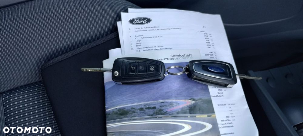 Ford Grand C-MAX 1.6 TDCi Titanium - 38