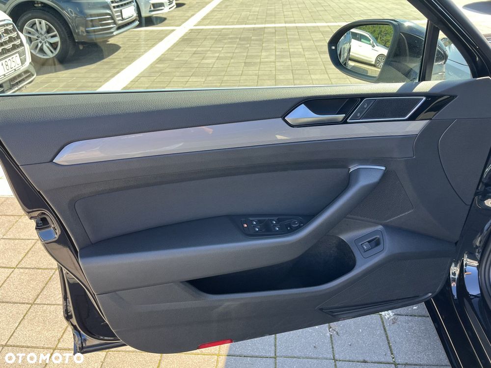 Volkswagen Passat 2.0 TDI EVO Business DSG - 12