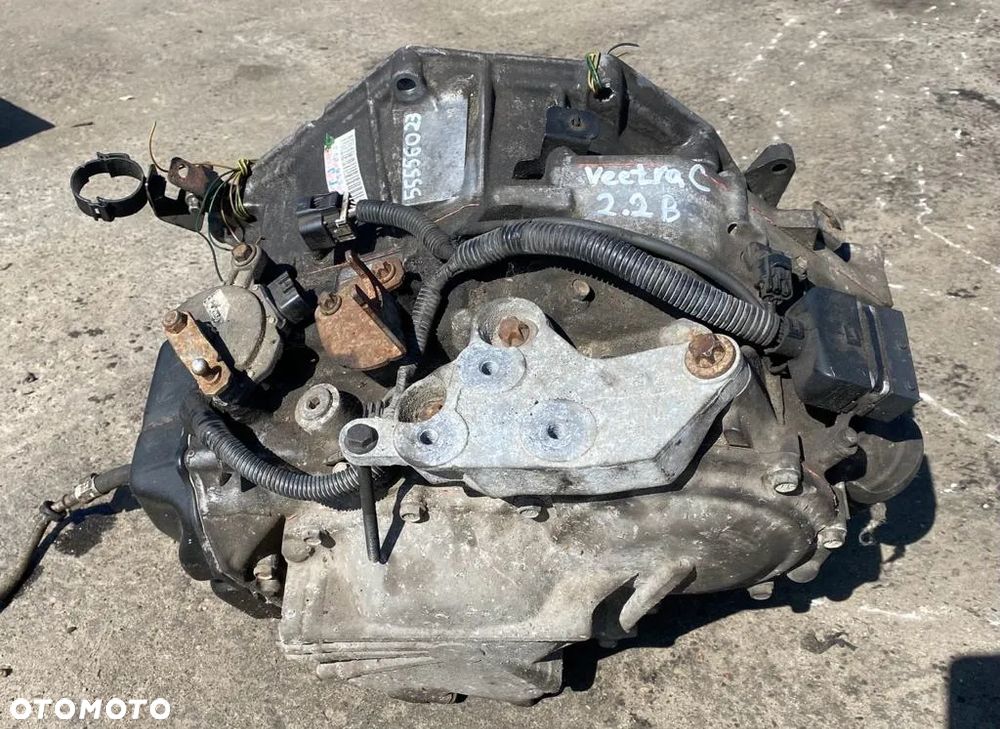 SKRZYNIA BIEGÓW OPEL VECTRA C 2.2 BENZYNA 55556023 - 3