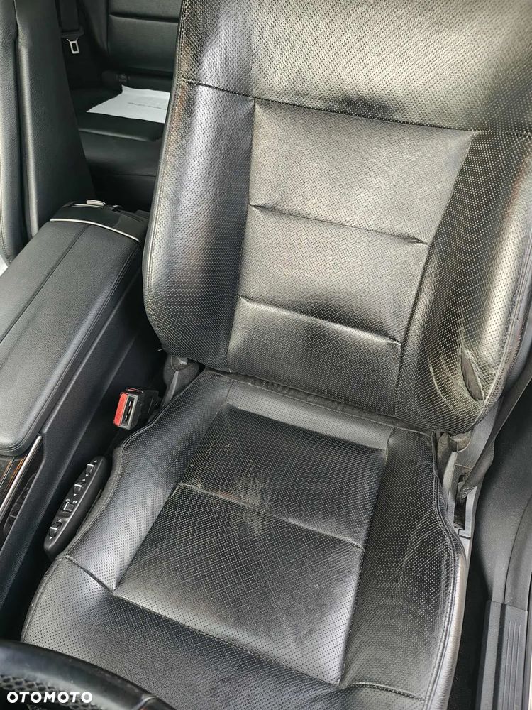 Mercedes-Benz Klasa E 300 CDI BlueEff Avantgarde - 10