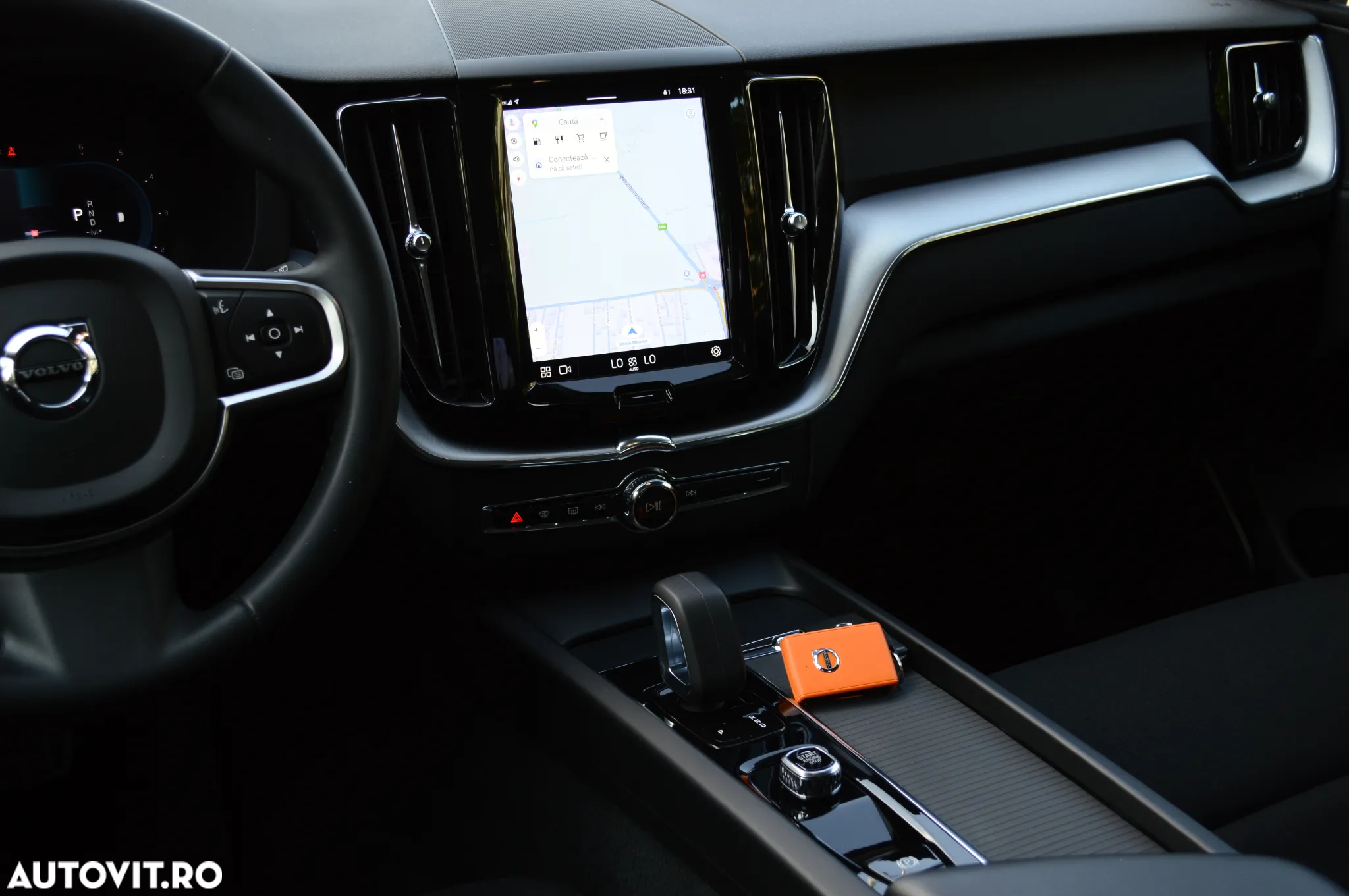 Volvo XC 60 B4 MHEV AT AWD Core - 26