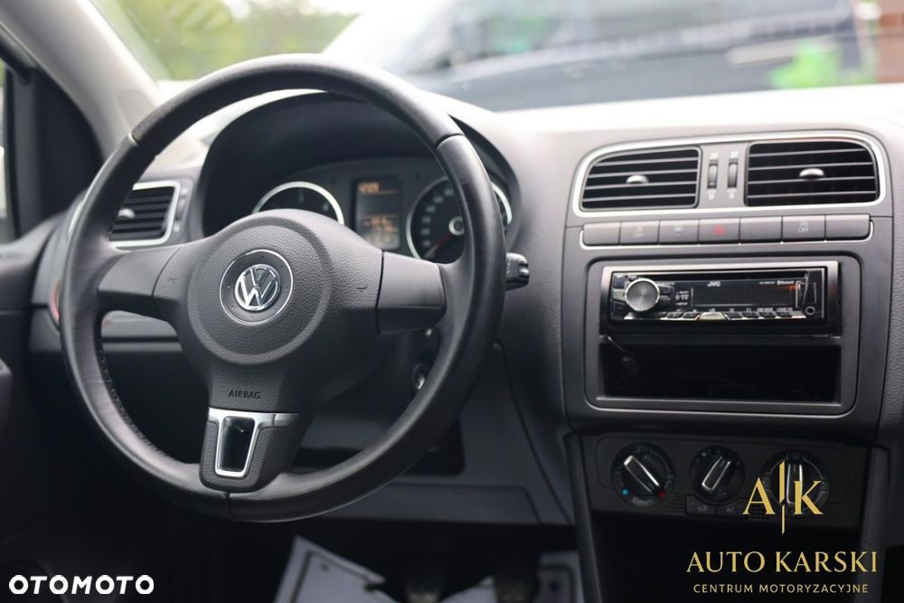 Volkswagen Polo - 22