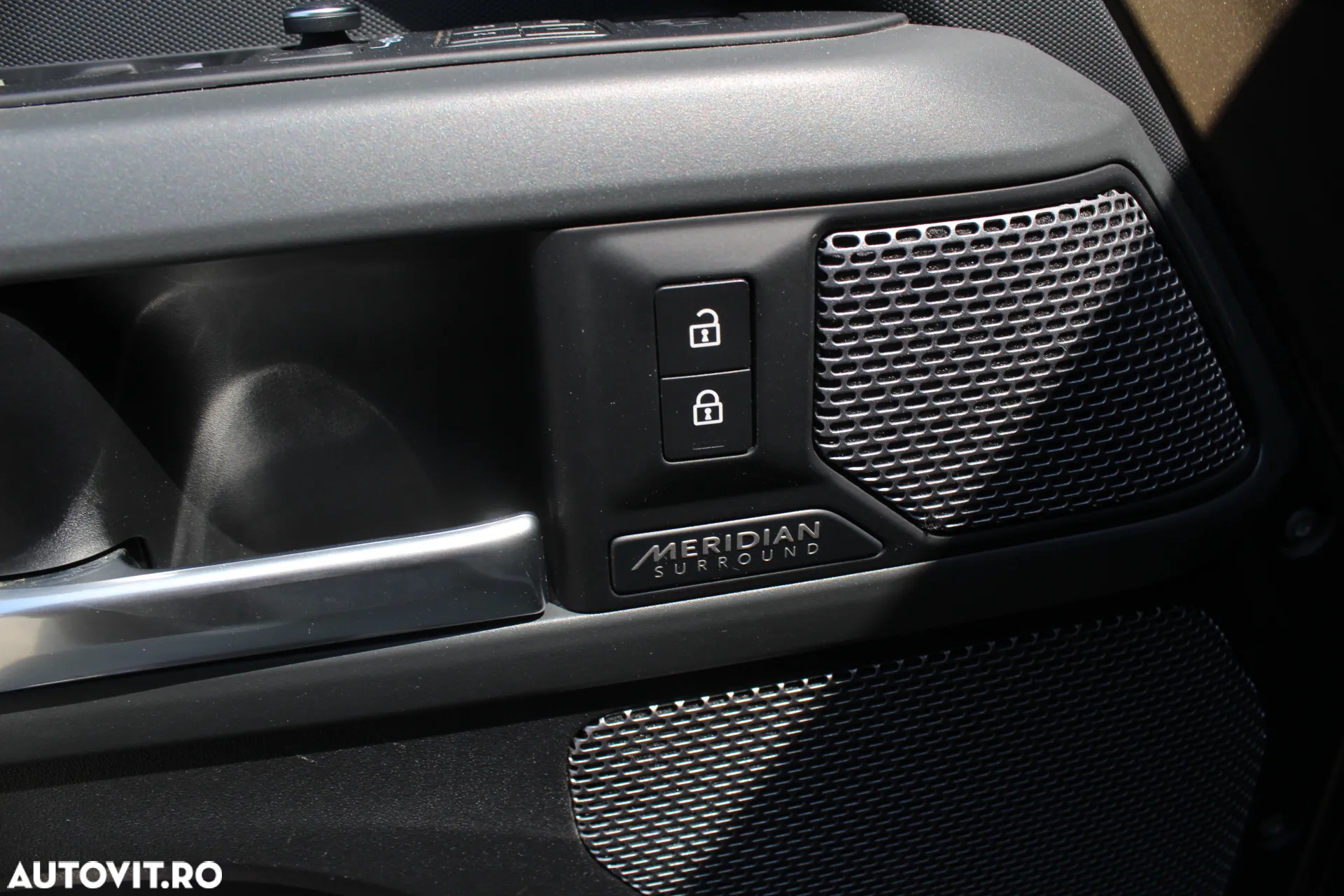 Land Rover Defender 110 3.0P 400 MHEV - 18
