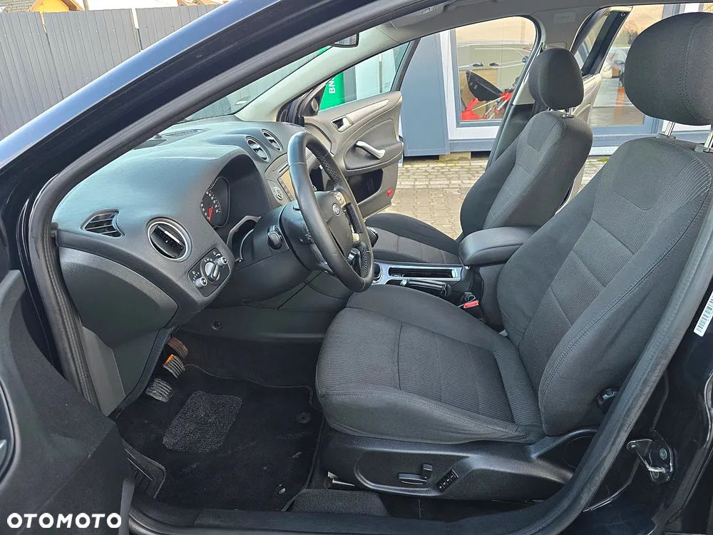 Ford Mondeo 2.2 TDCi Titanium X - 14