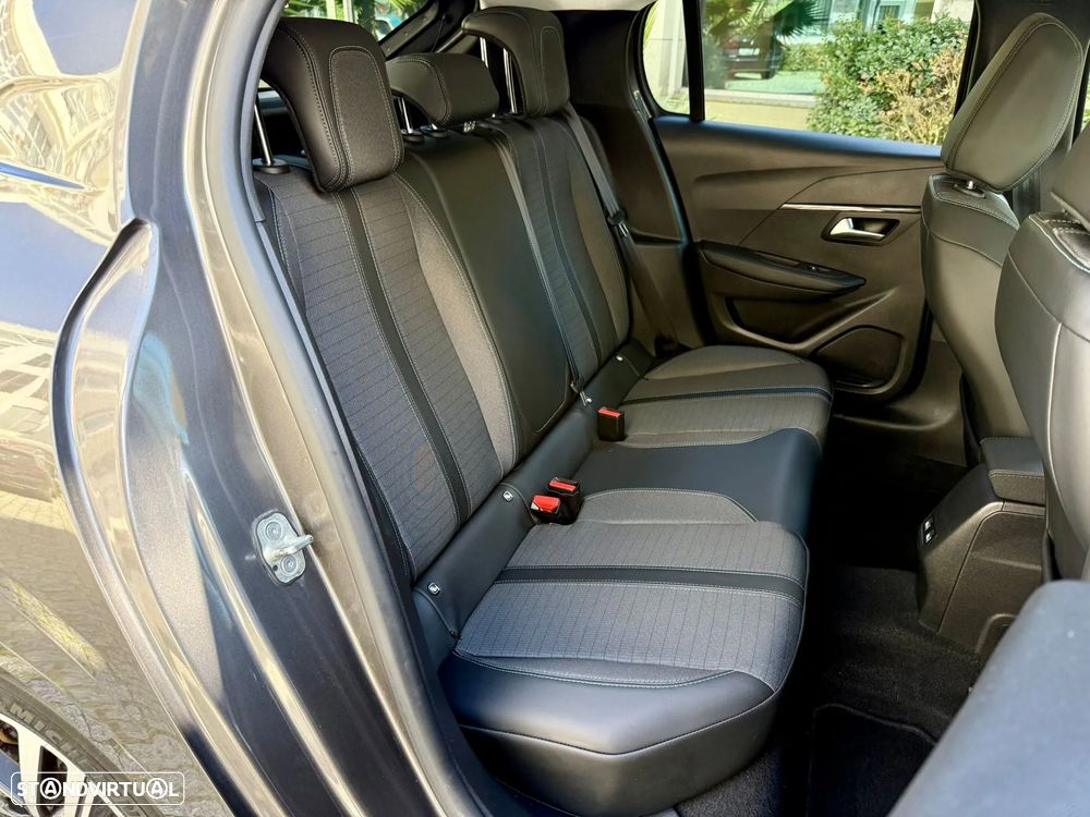 Peugeot 208 PureTech 100 Allure Pack - 14