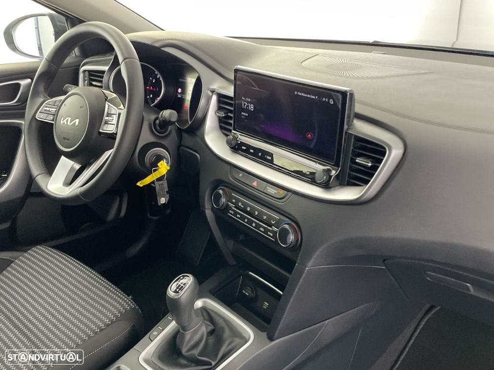Kia XCeed 1.0 T-GDI Dynamic - 22